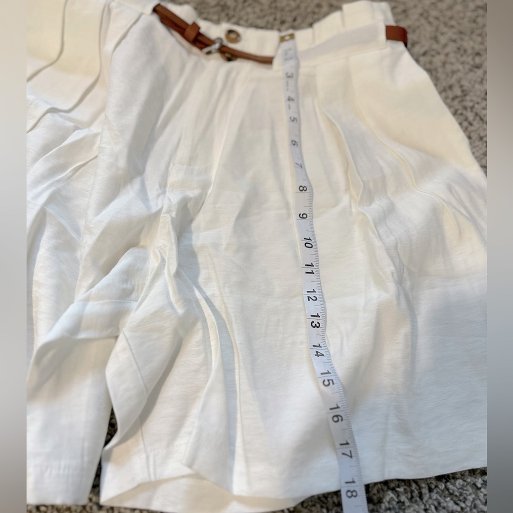 High Waist Pleated Women’s Shorts - White - Picture 16 of 16